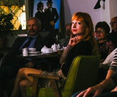  (photo)