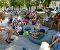  (photo)