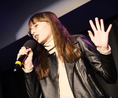  (photo)