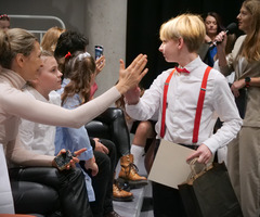  (photo)