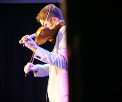  (photo)