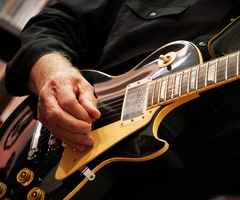  (photo)