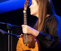  (photo)