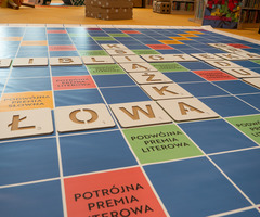  (photo)
