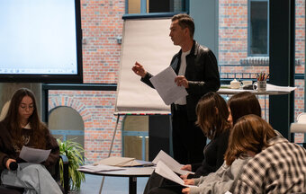 Zrób scenę Żeromskiemu! – literatura w świecie współczesnych mediów